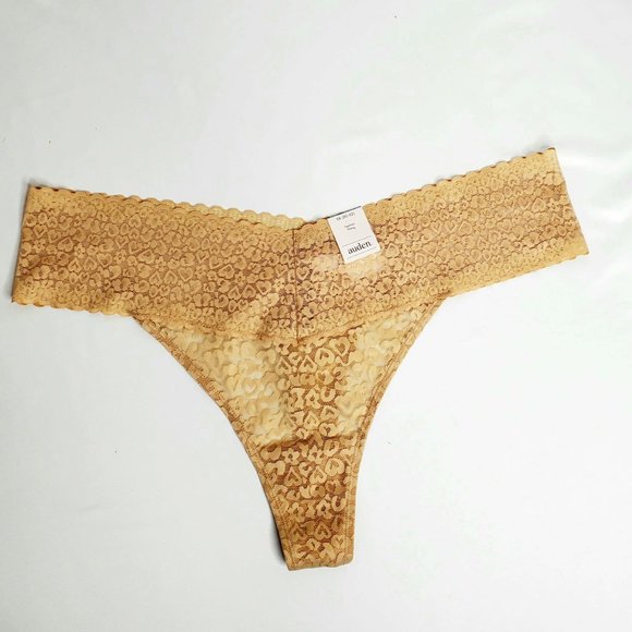 2 Auden All Over Lace Thongs - Picture 3 of 4